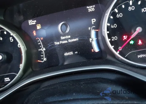 2018 Jeep Compass Latitude 4X4 z USA, uszkodzony, nr VIN 3C4NJDBB4JT168415